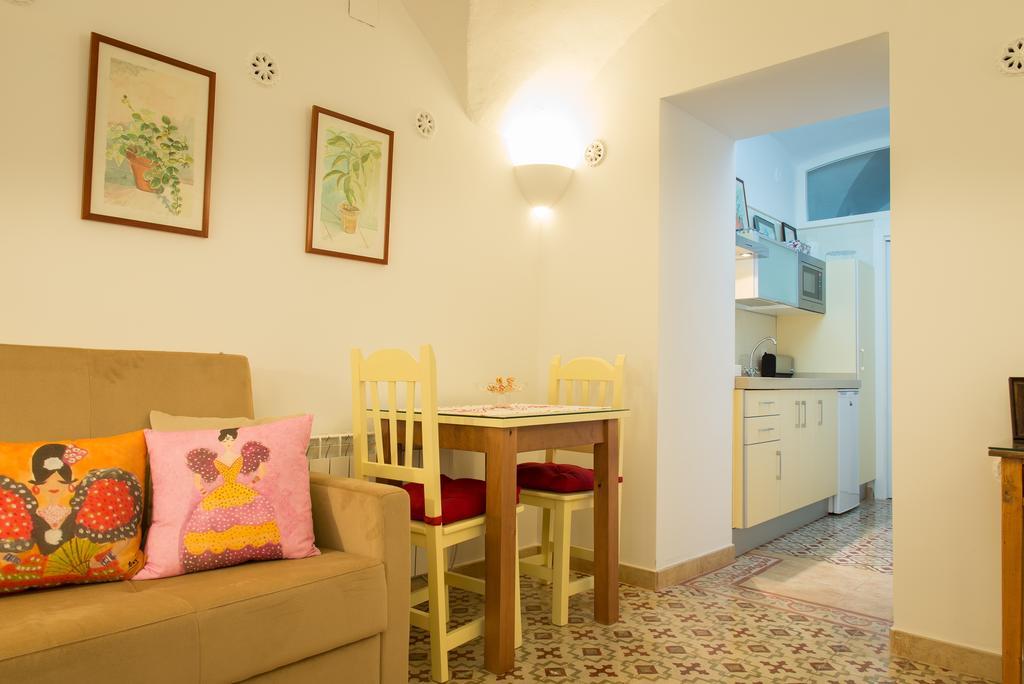 Apartamento Adarve Cáceres Exterior photo