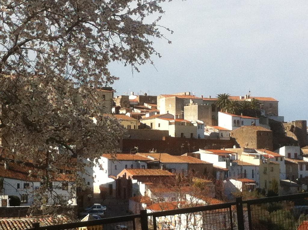 Apartamento Adarve Cáceres Exterior photo