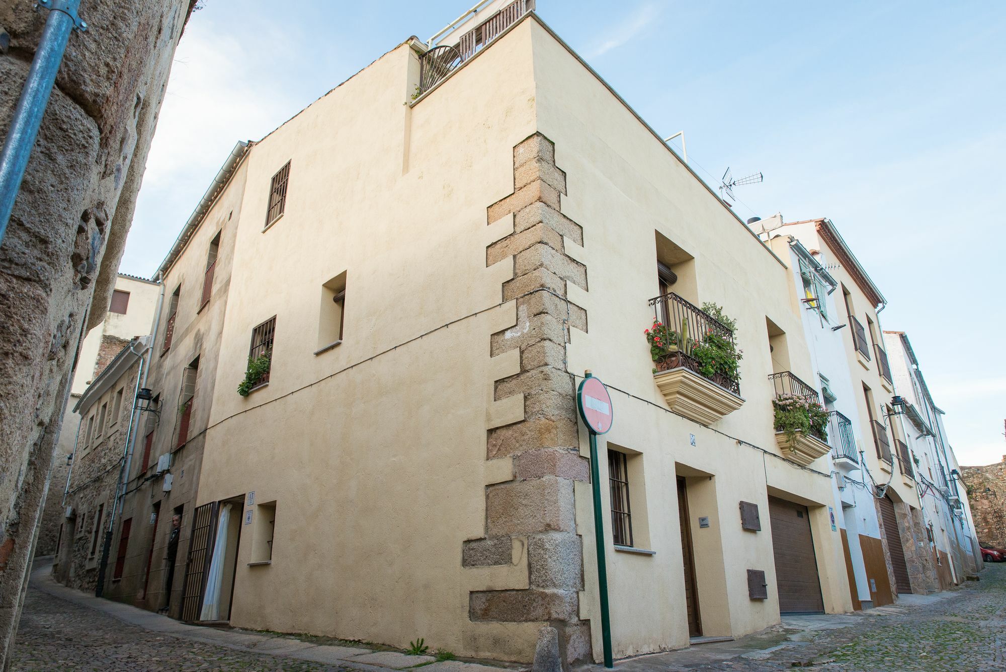 Apartamento Adarve Cáceres Exterior photo